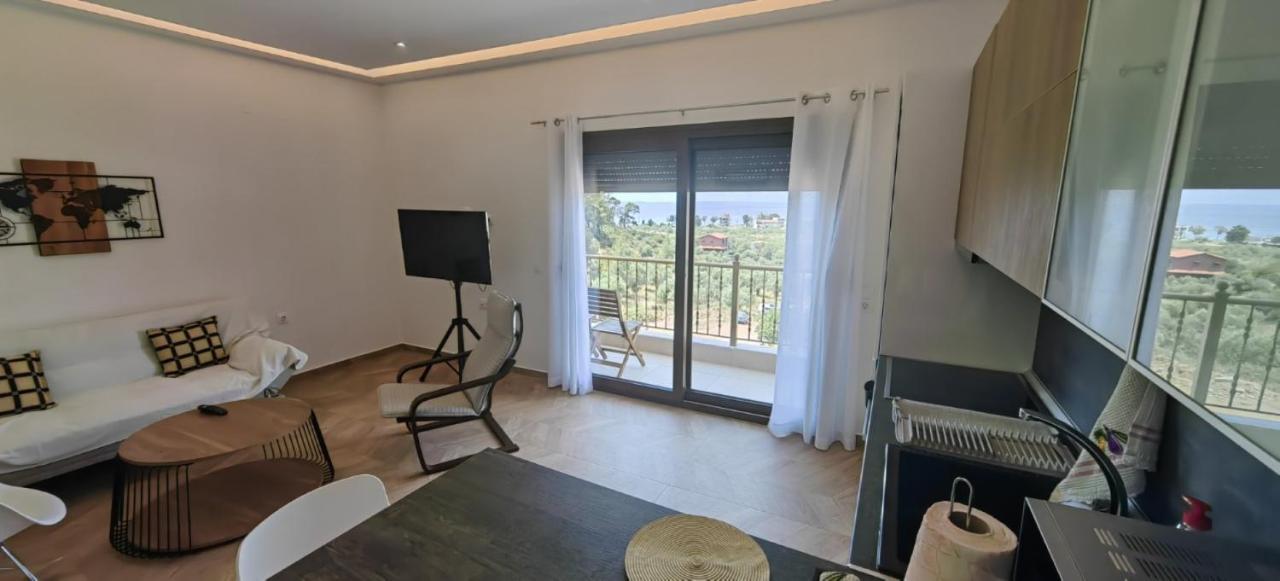 Theasis1 Villa Neos Marmaras Exteriör bild